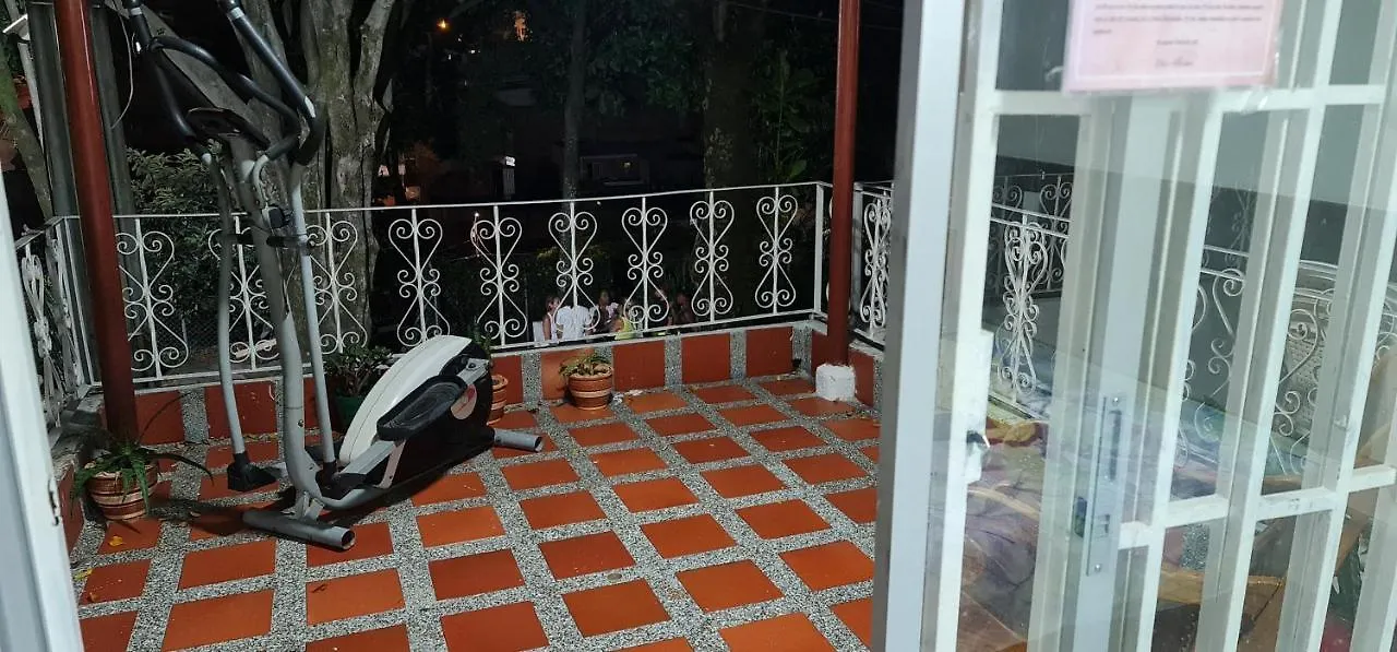 Lägenhet Hermosa Casa En Medellin. Cerca A Estacion Del Metro